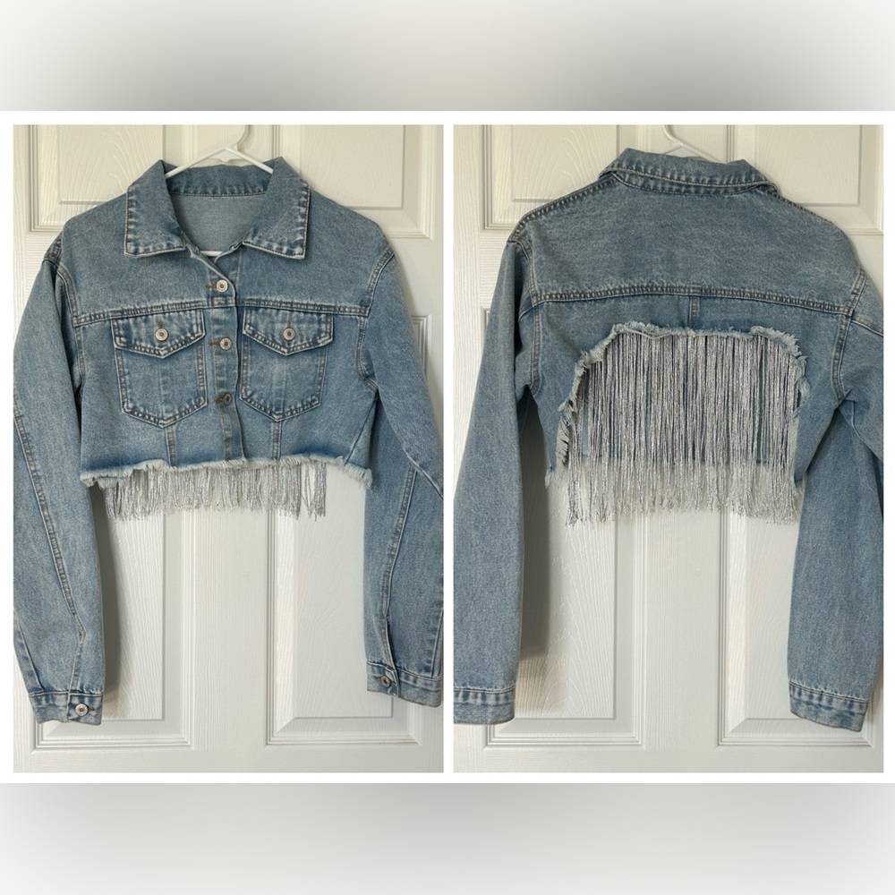 EUC SHEIN CROPPED DENIM JACKET WITH FRINGE M